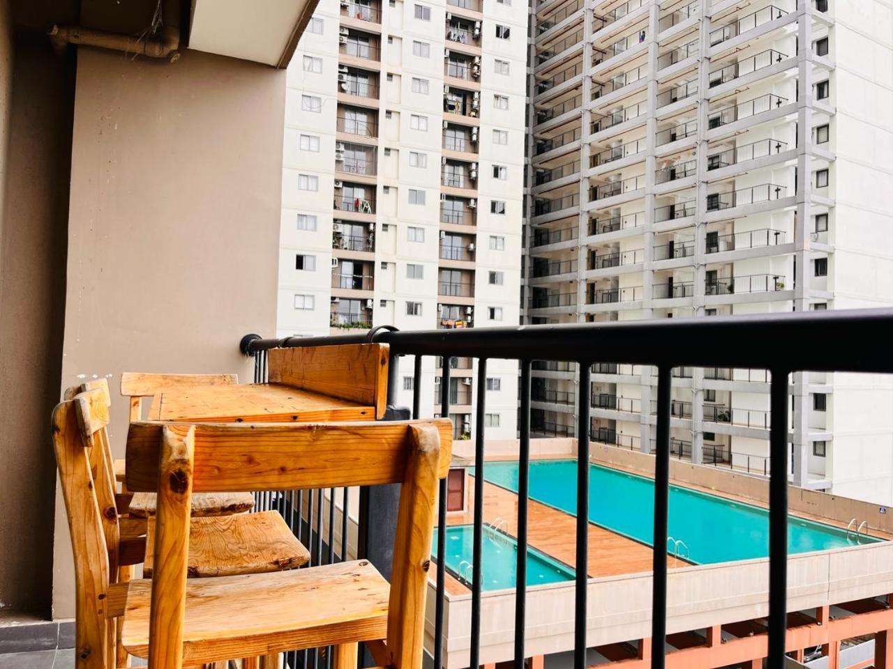 Oval View Residencies Apartment *